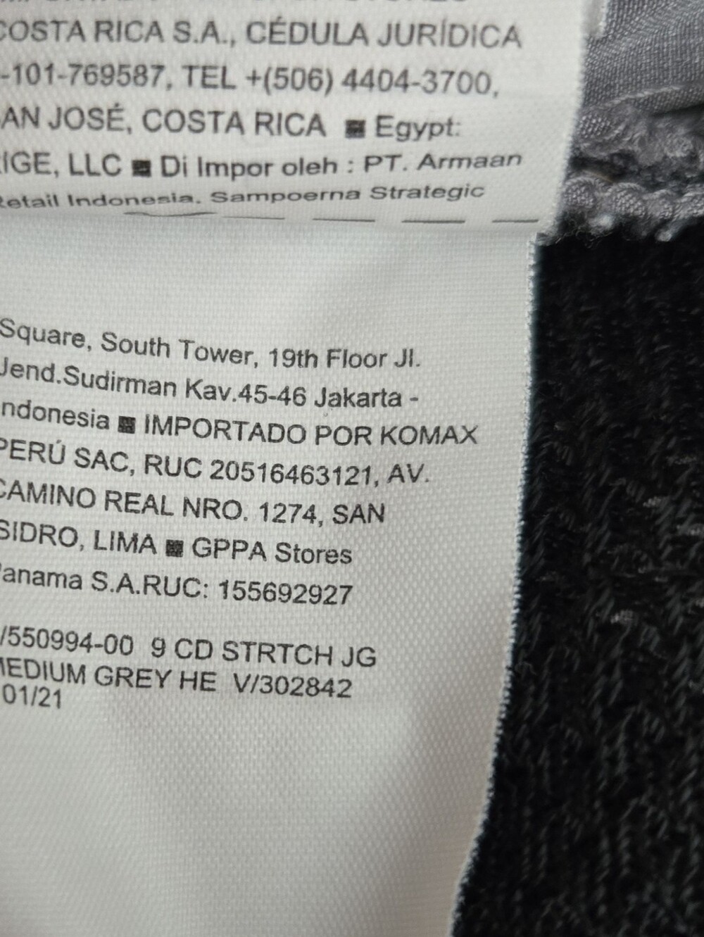 Old NAVY MENS SHORTS - Picture 4 of 5